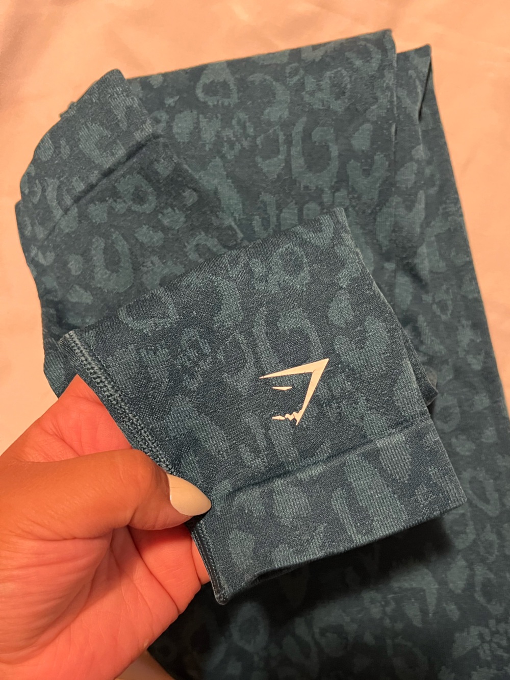 Gymshark Teal Animal-Print Seamless Leggings - Picture 4 of 4